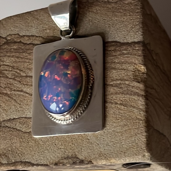 Vintage Mexico Sterling Silver Faux Opal Stone Cabachon Pendant - Picture 3 of 10